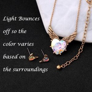 Winged Rhinestone Choker and Earrings Set - Delicate Heart Shaped Set